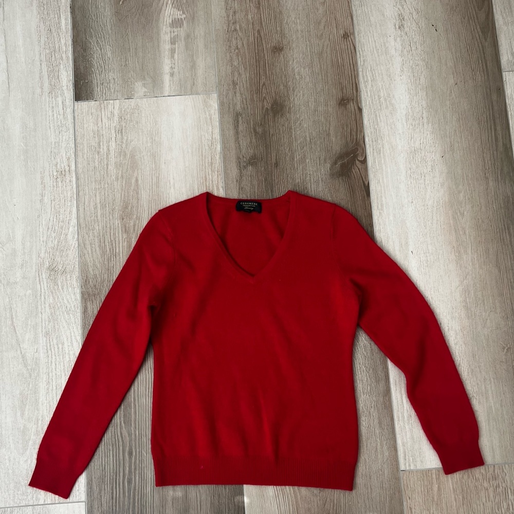 Cashmere sweater